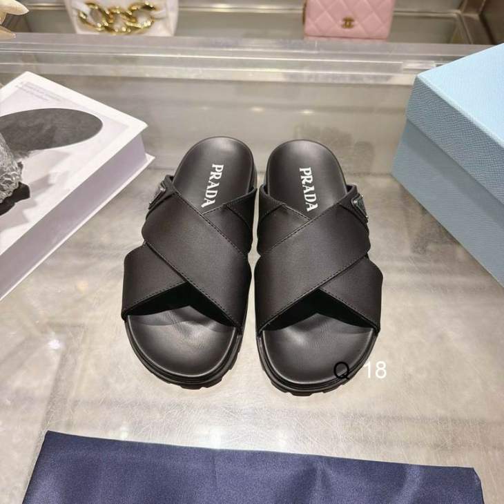 Picture of Prada Slippers _SKUPradasz35-40X0504153